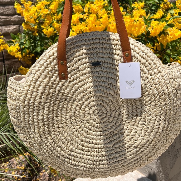 ๐ผ Roxy Only Good Vibes Round Straw Beach Bag ๐ผ - Picture 9 of 11